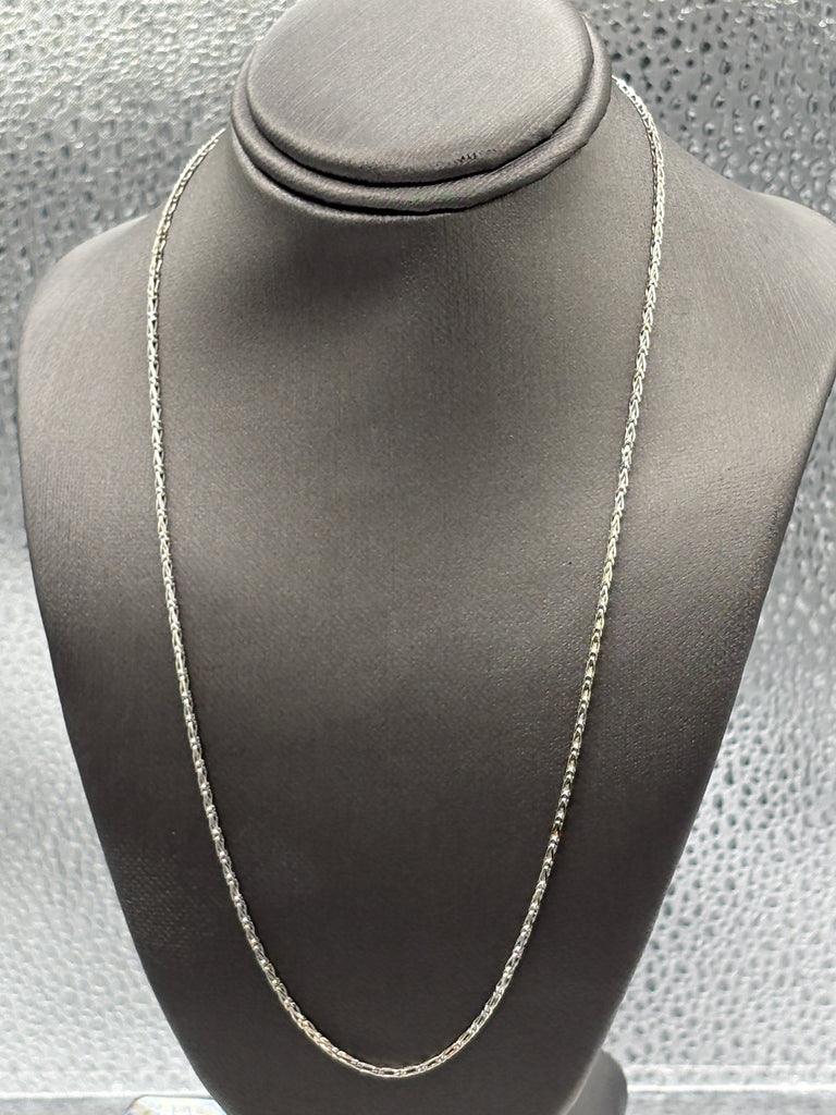 14 Karat White Gold Ladies Twisted Cable Link Chain