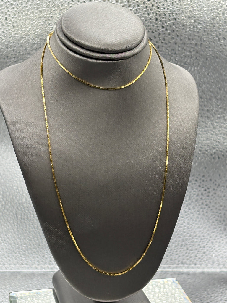 14 Karat Yellow Gold Ladies Woven C-Link Chain