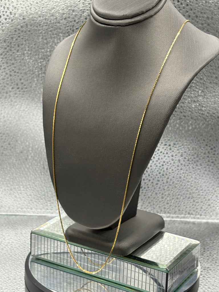 14 Karat Yellow Gold Ladies Woven C-Link Chain