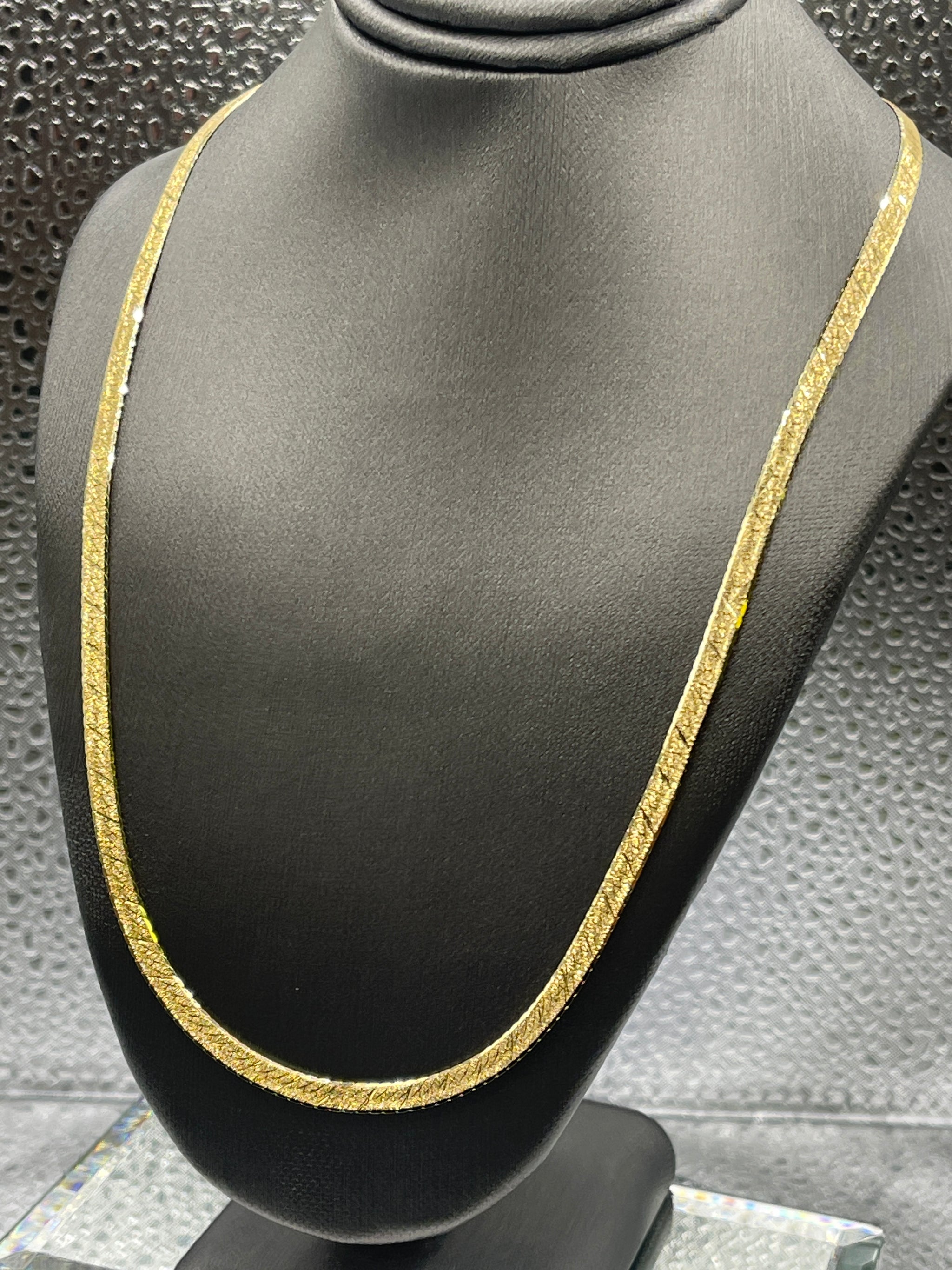 Ladies Imported 14 Karat Solid Yellow Gold Reversible Herringbone