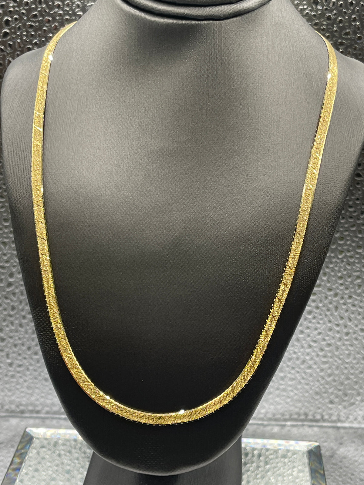 Ladies Imported 14 Karat Solid Yellow Gold Reversible Herringbone Chain