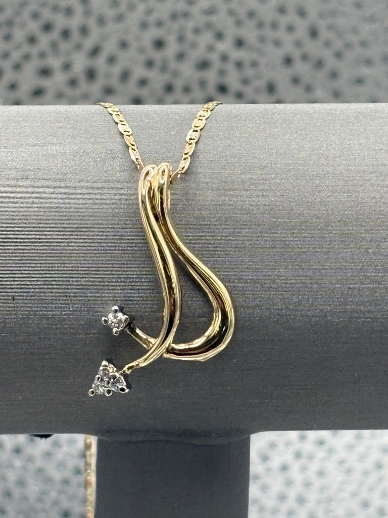 14 Karat Yellow Gold Ladies Diamond Crossover Necklace & Chain