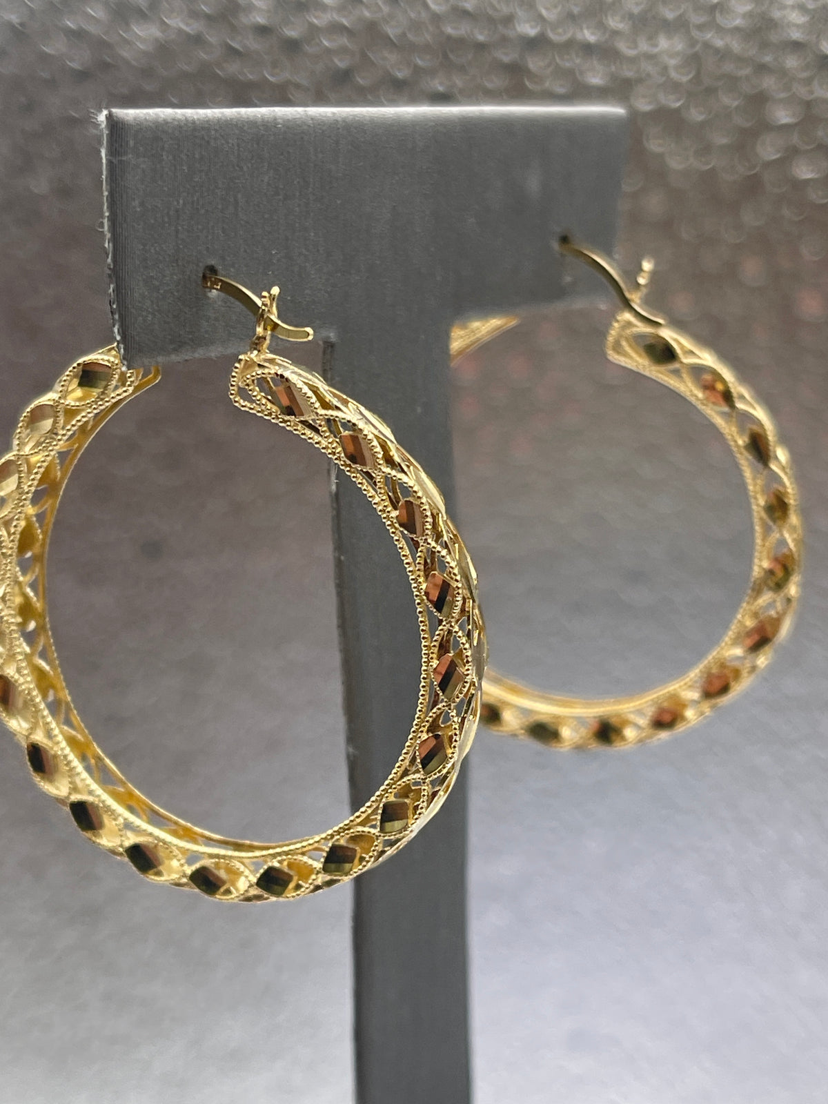 Ladies 10 Karat Solid Yellow Gold Fancy Engraved Hoop Earrings