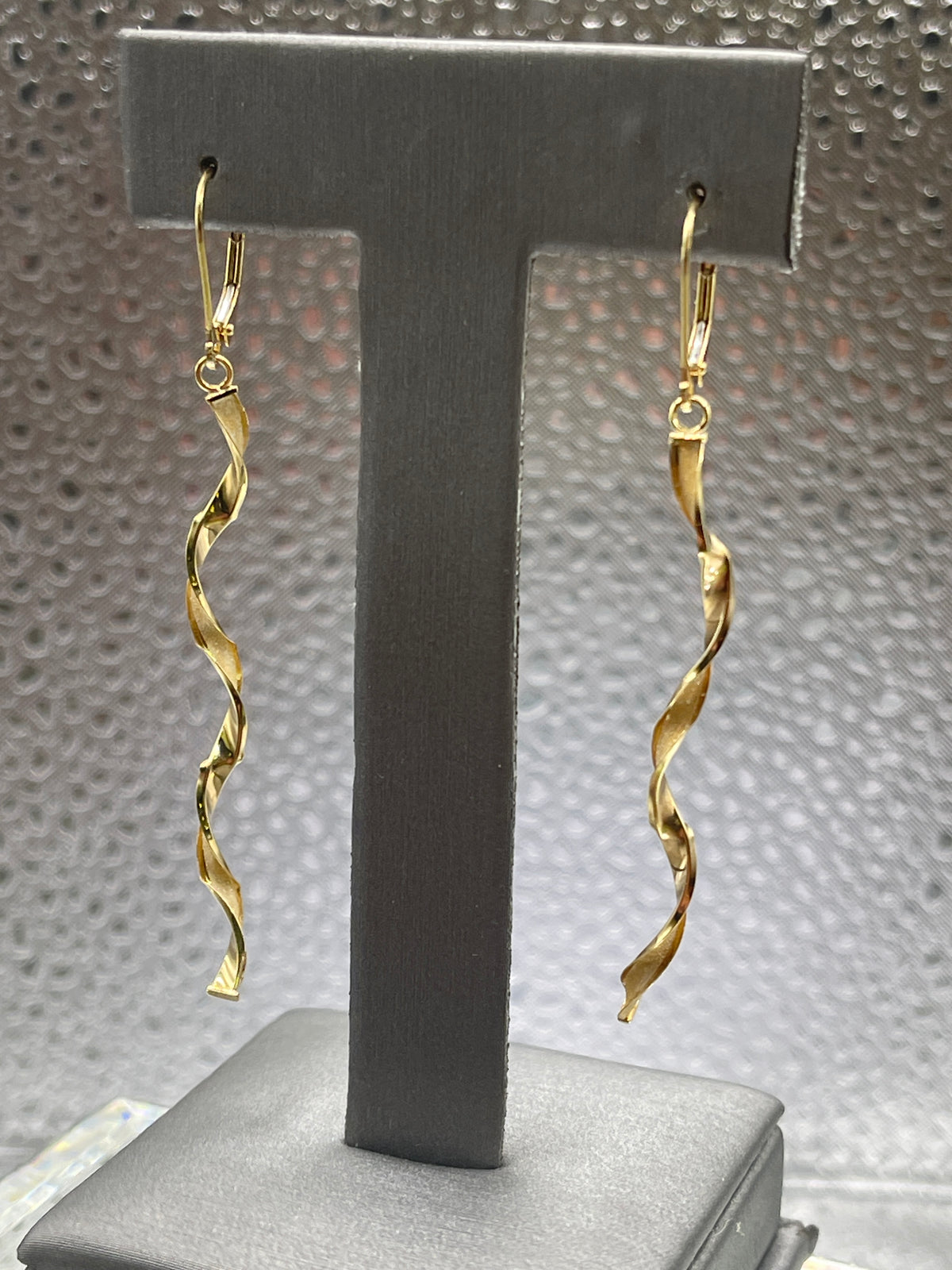 Ladies Imported 14 Karat Solid Yellow Gold Twisted Dangling Earrings
