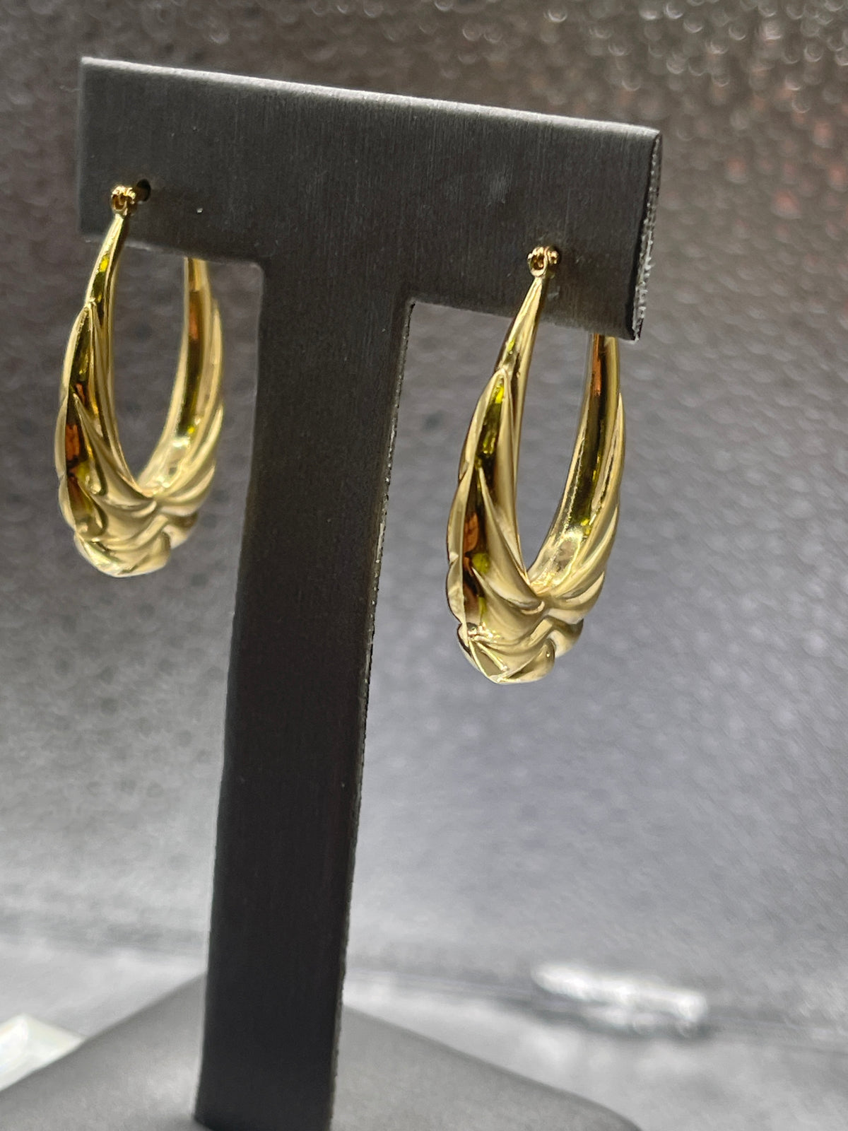 Ladies Imported 14 Karat Solid Yellow Gold Fancy Hoop Earrings