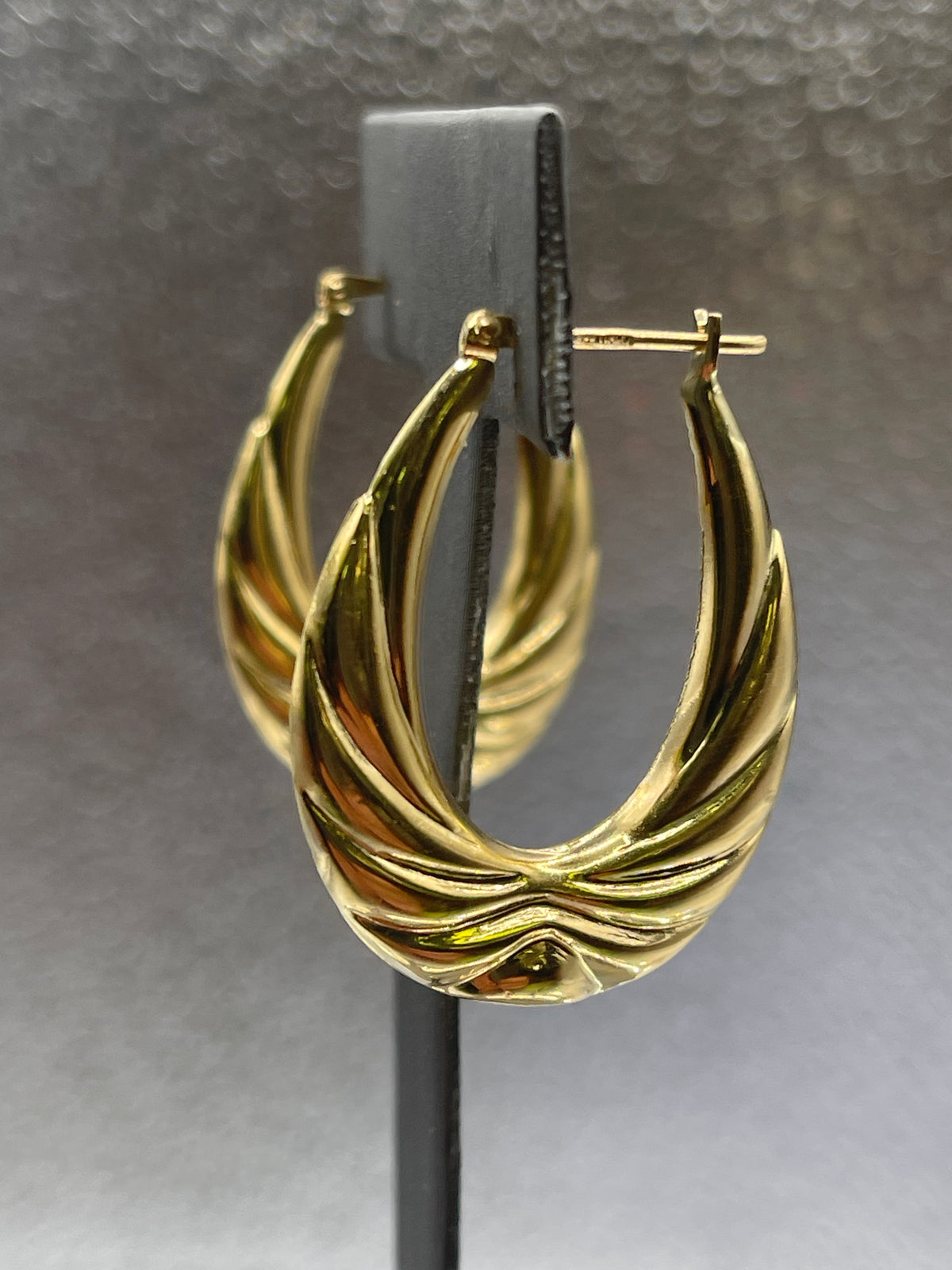 Ladies Imported 14 Karat Solid Yellow Gold Fancy Hoop Earrings