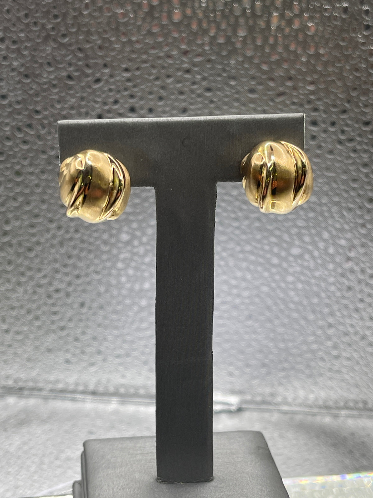 Ladies Imported 14 Karat Solid Yellow Gold Ball Post Earrings