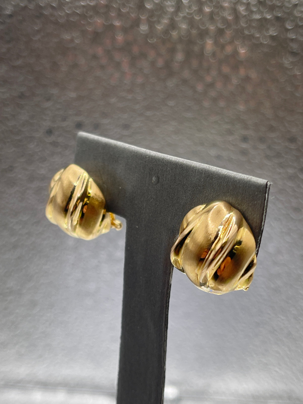Ladies Imported 14 Karat Solid Yellow Gold Ball Post Earrings