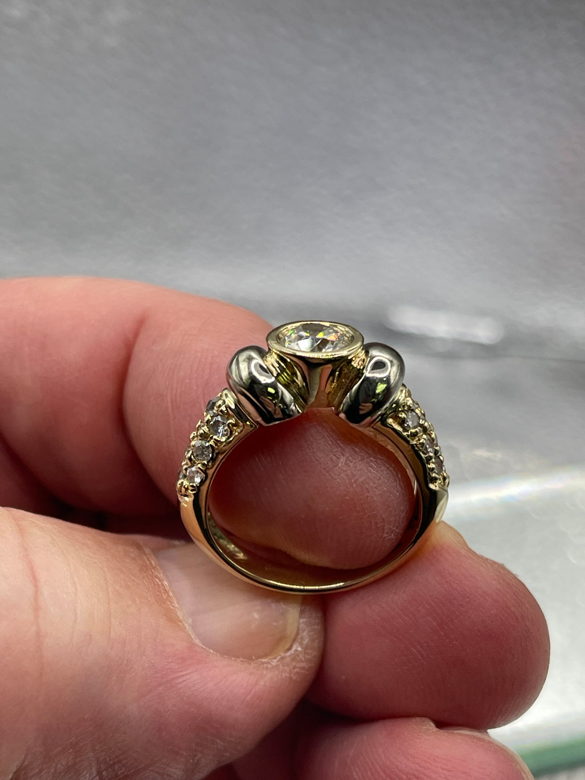 Ladies 14 Karat Solid Yellow Gold Diamond Engagement Ring