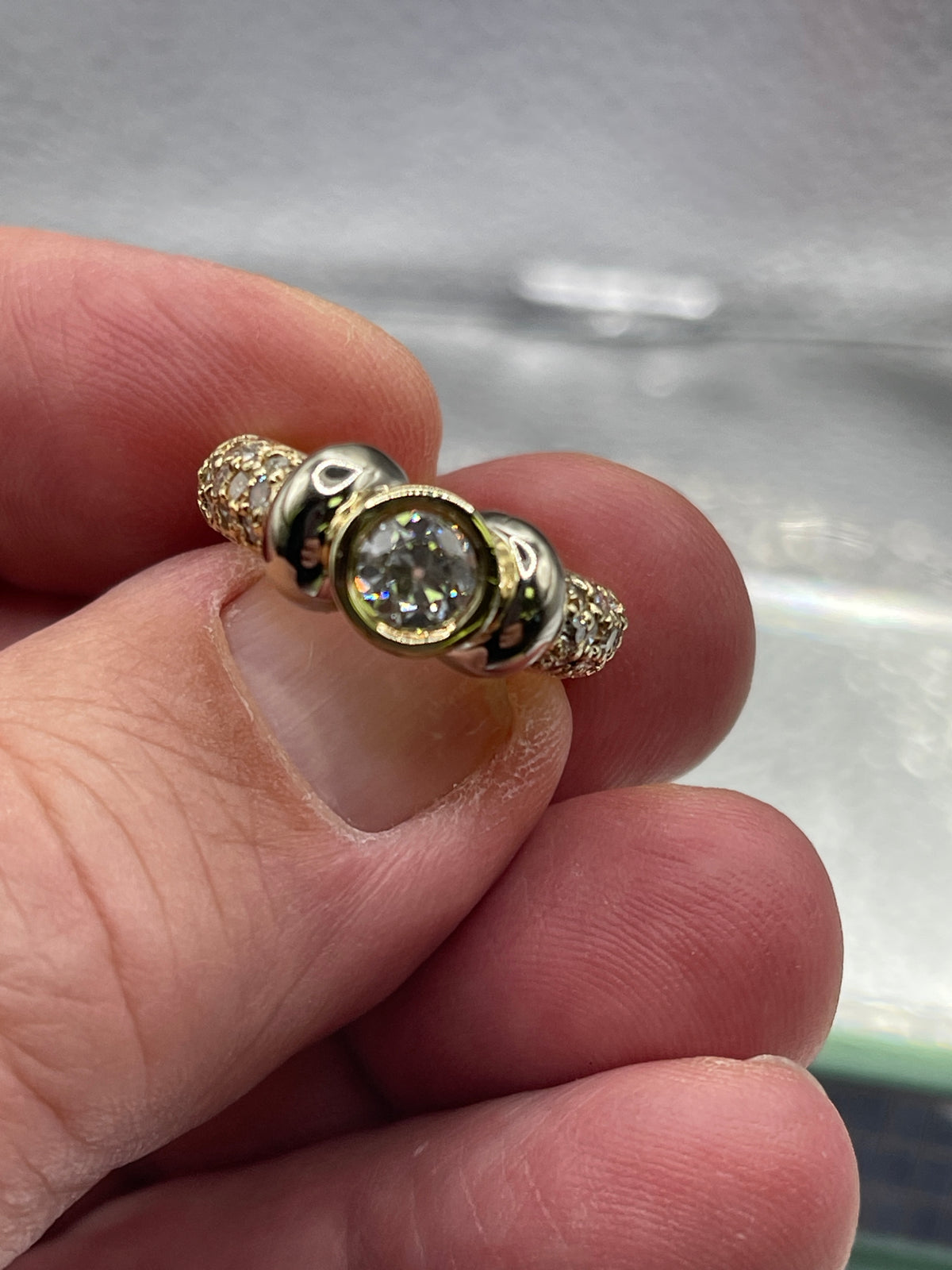 Ladies 14 Karat Solid Yellow Gold Diamond Engagement Ring