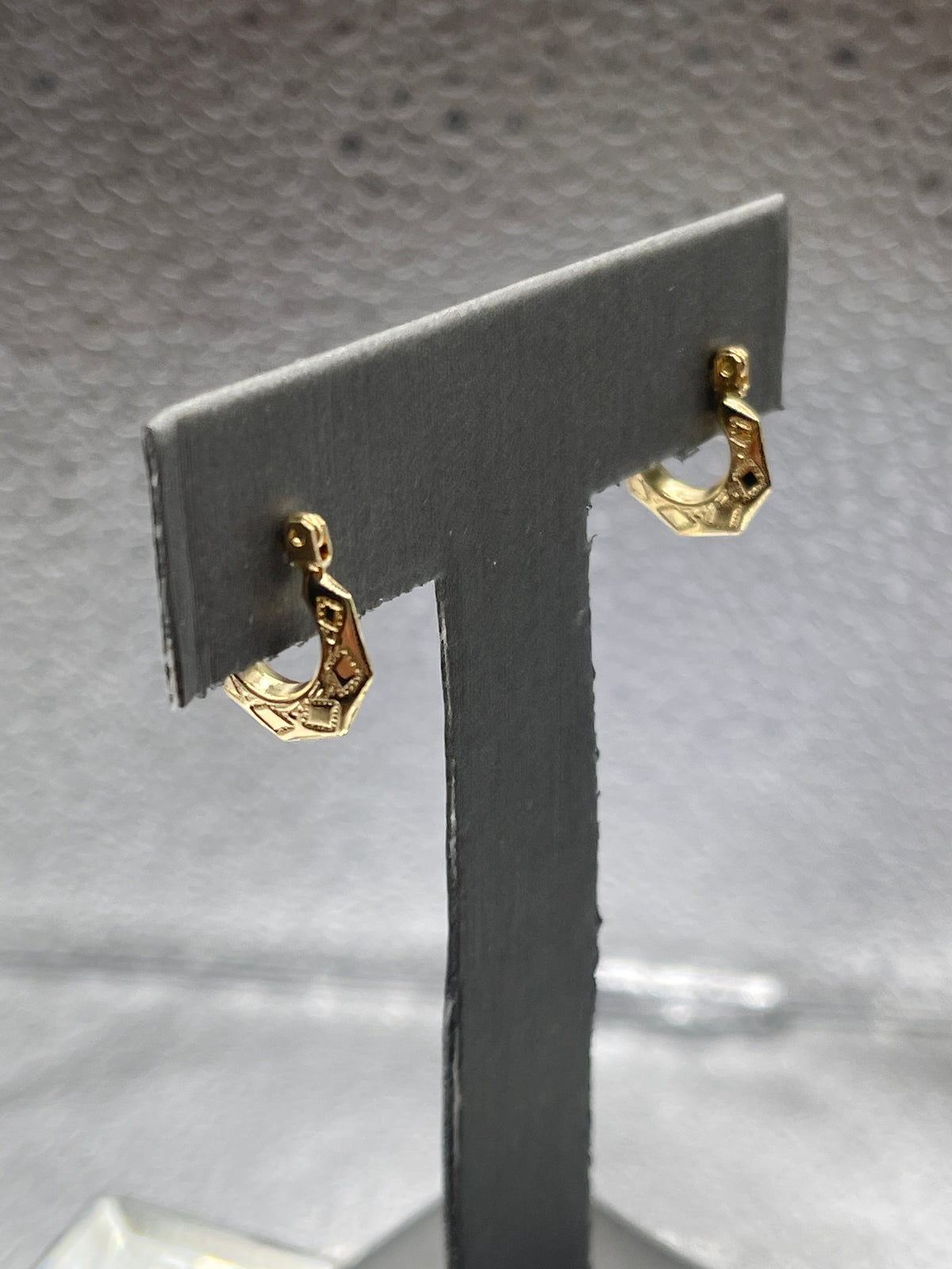 Ladies 14 Karat Solid Yellow Gold Hexagon Engraved Earrings