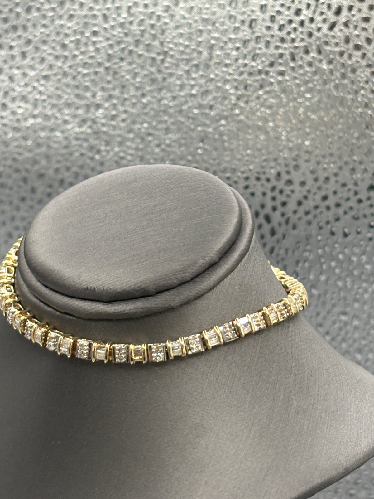 14 Karat Yellow Gold Ladies Round & Baguette Diamond Bracelet