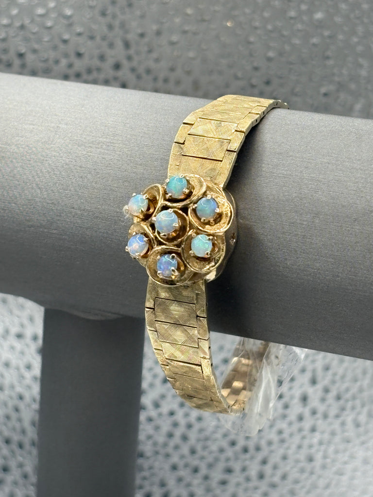 14 Karat Yellow Gold Ladies Vintage Floral Opal Bracelet