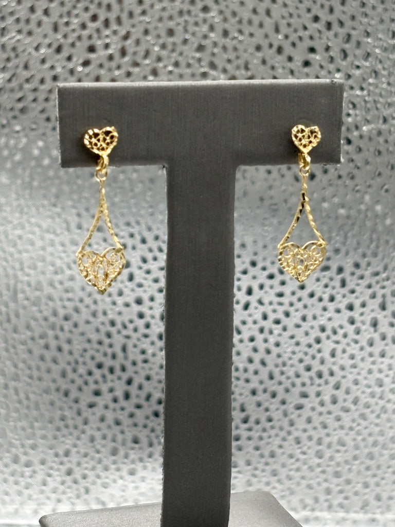 14 Karat Yellow Gold Ladies Filagre Heart Dangling Earrings
