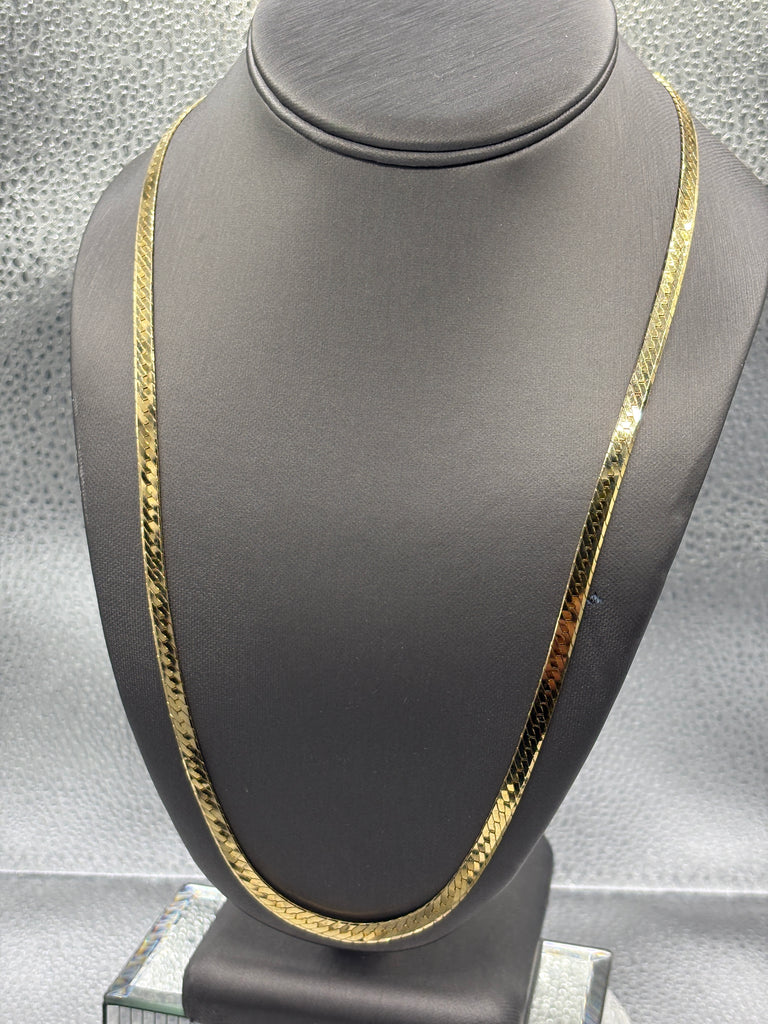 14 Karat Yellow Gold Vintage Beveled Herringbone Chain