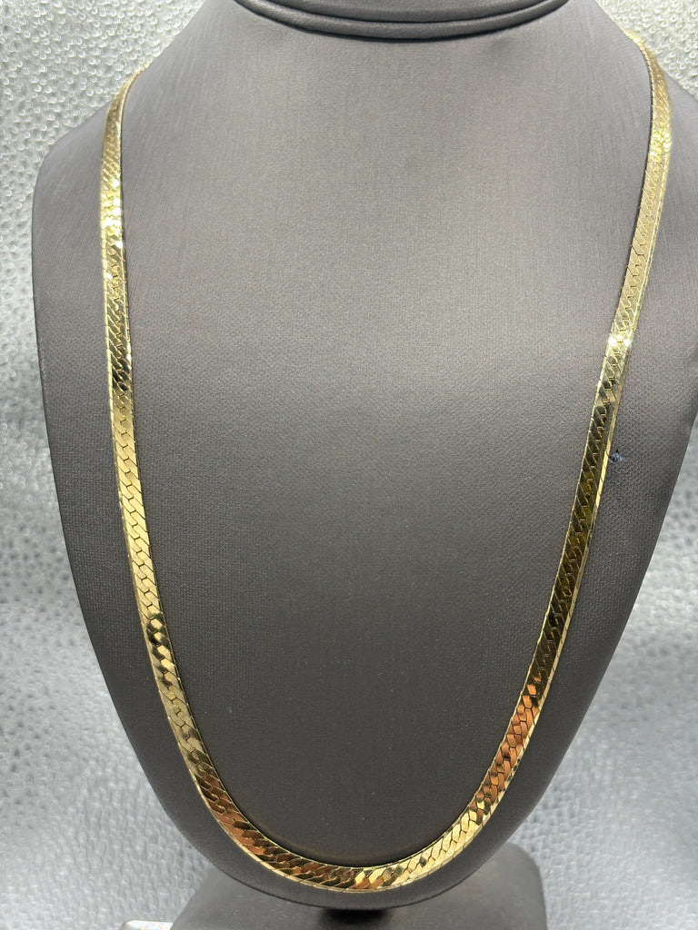 14 Karat Yellow Gold Vintage Beveled Herringbone Chain