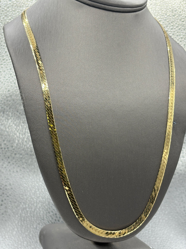 14 Karat Yellow Gold Vintage Beveled Herringbone Chain