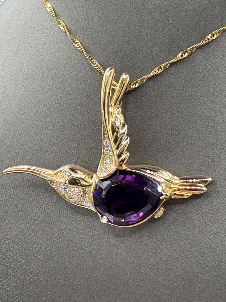 14 Karat Y/G Teardrop Amethyst & Diamond Hummingbird Pin