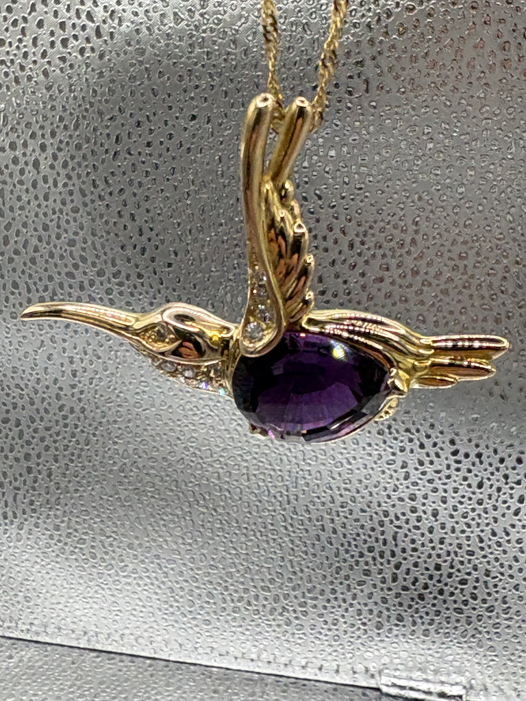 14 Karat Y/G Teardrop Amethyst & Diamond Hummingbird Pin