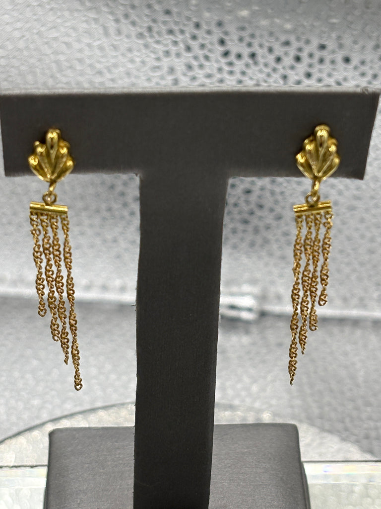 18 Karat Yellow Gold Ladies Dangling Chandelier Tassel Earrings