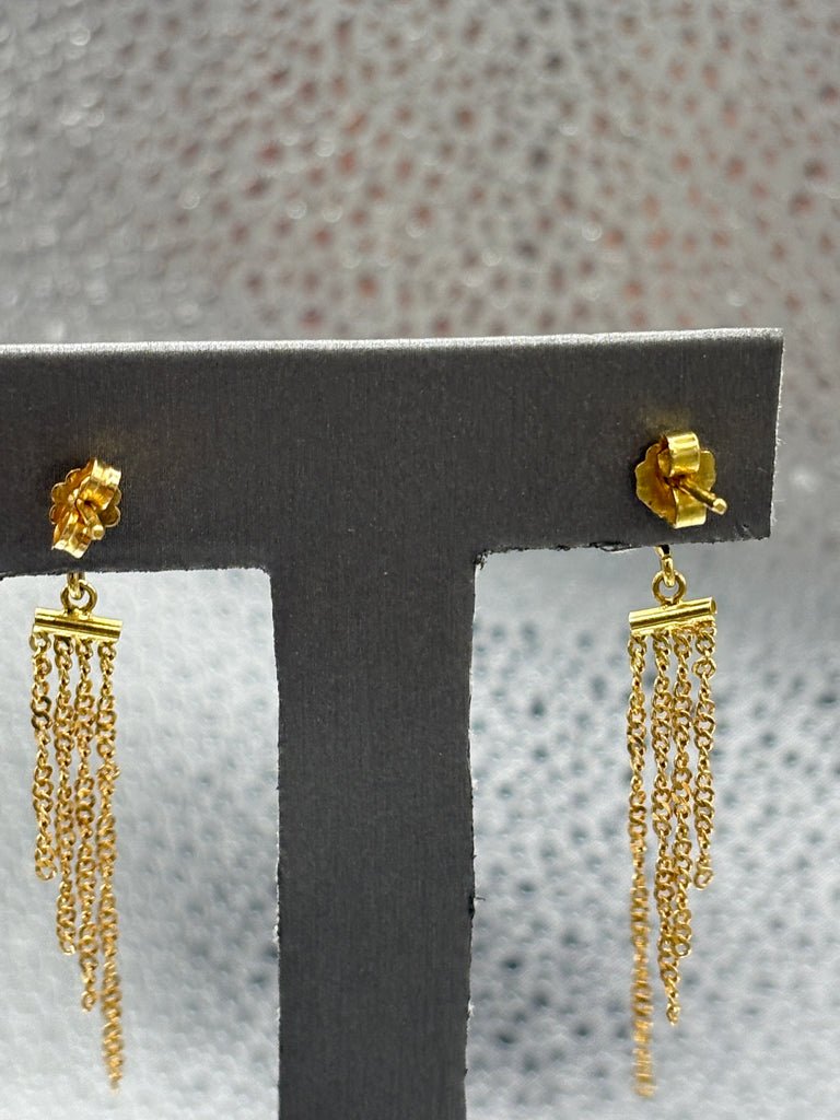 18 Karat Yellow Gold Ladies Dangling Chandelier Tassel Earrings