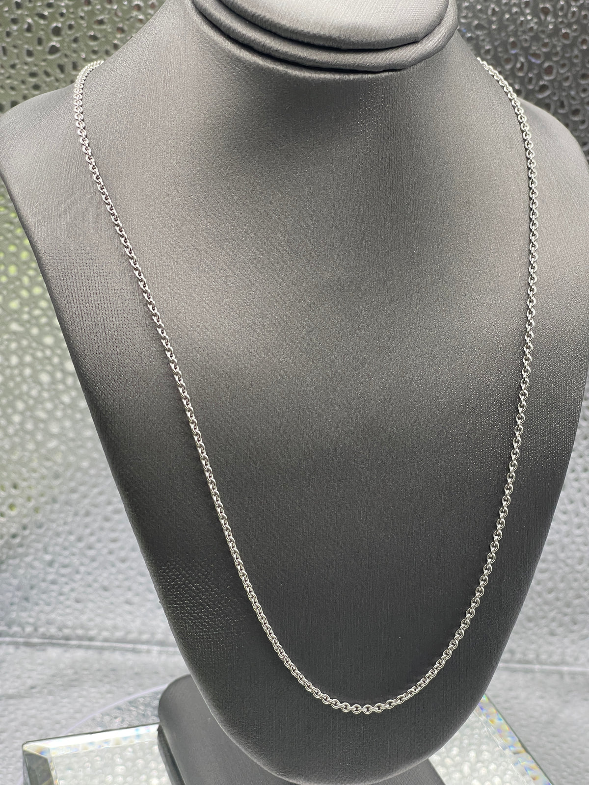 Ladies / Gents Classic 18 Karat White Gold Rolo Link Chain