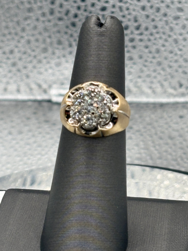 14 Karat Yellow Gold Ladies/Gents Diamond Cluster Ring