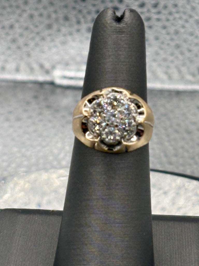 14 Karat Yellow Gold Ladies/Gents Diamond Cluster Ring