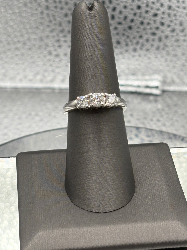 14 Karat White Gold Ladies Past Present Future Diamond Ring