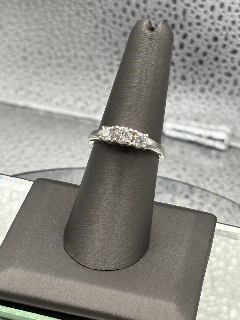 14 Karat White Gold Ladies Past Present Future Diamond Ring