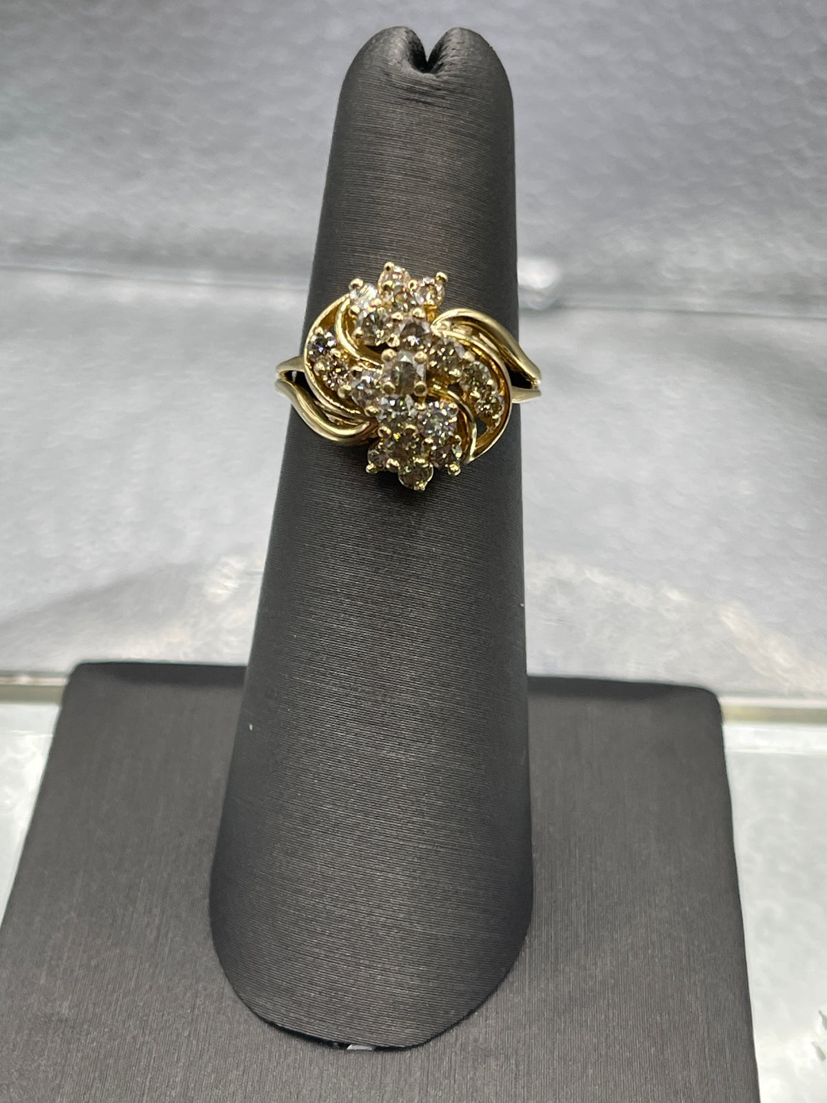 Ladies Gorgeous 14 Karat Yellow Gold Diamond Swirl Floral Cluster Ring