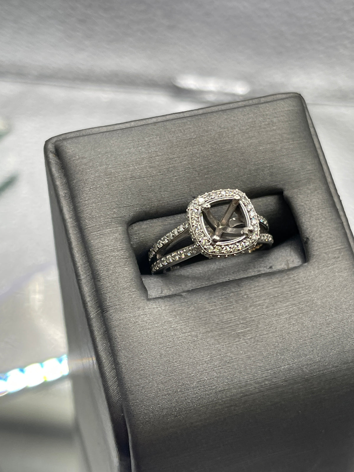Ladies 14 Karat White Gold Diamond Engagement Ring Remount
