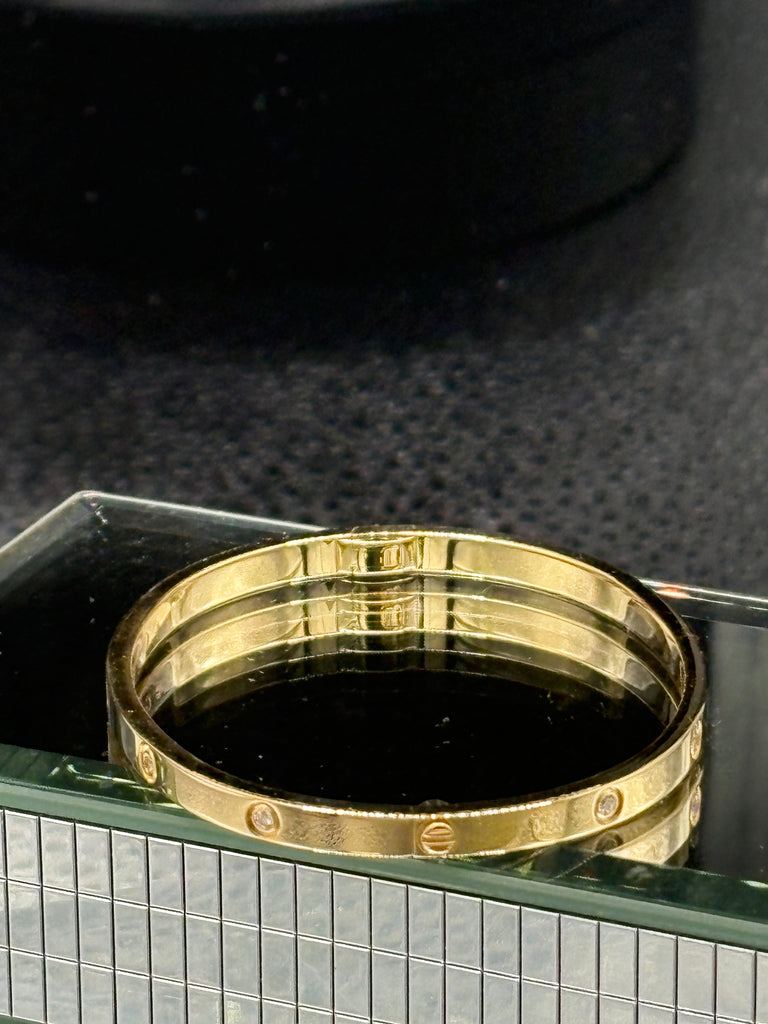 Cartier Vintage Love Bracelet 18 Karat Y/G Full Diamond Bracelet 16