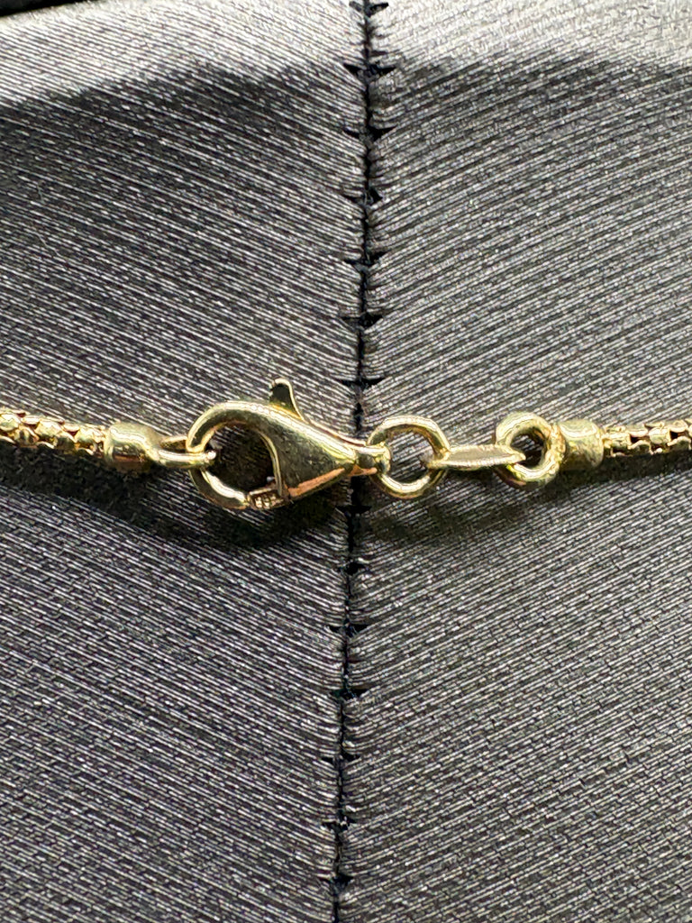 14 Karat Yellow Gold Lariat Necklace With Diamond Accents