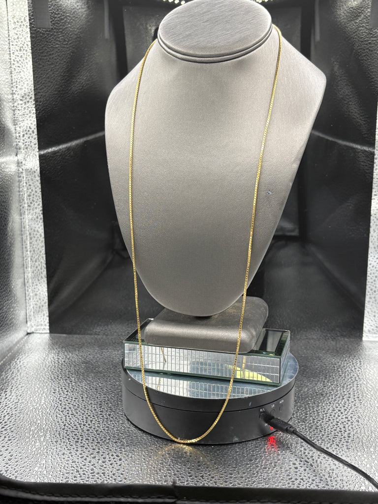 14 Karat Yellow Gold Ladies Box Link Chain