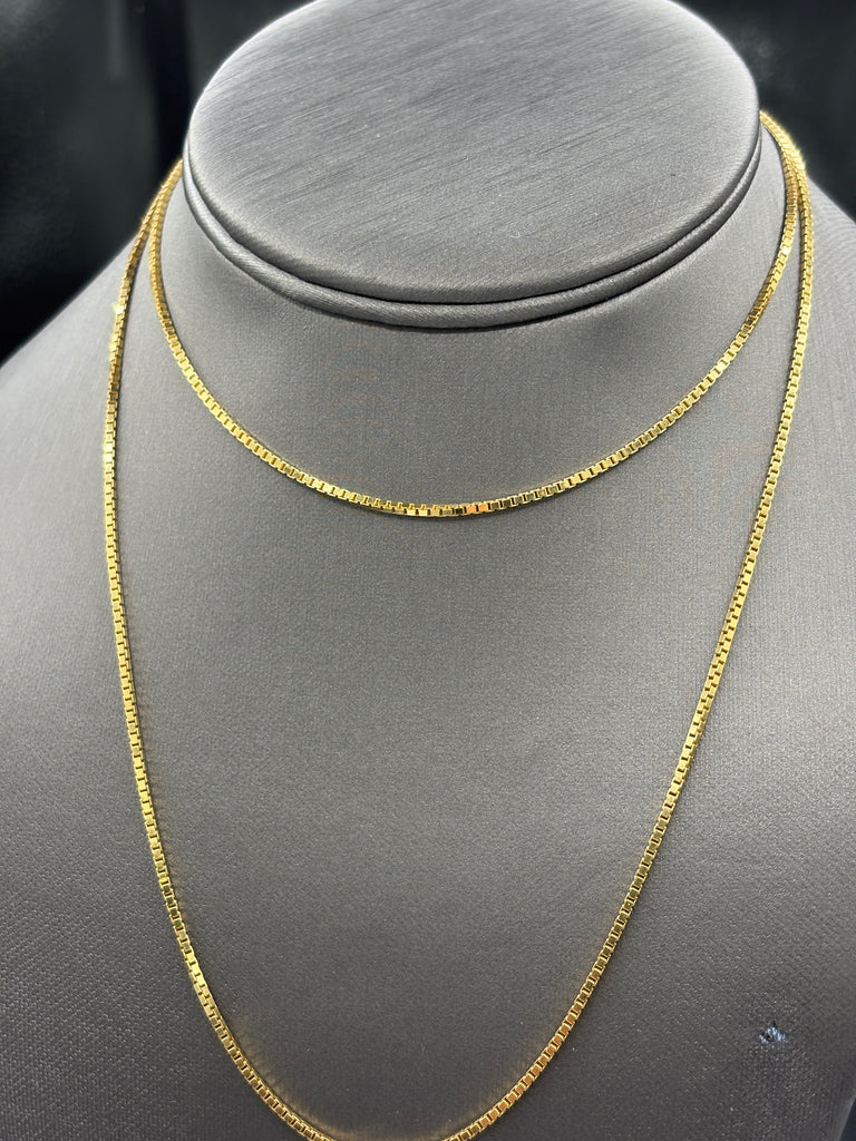 14 Karat Yellow Gold Ladies Box Link Chain