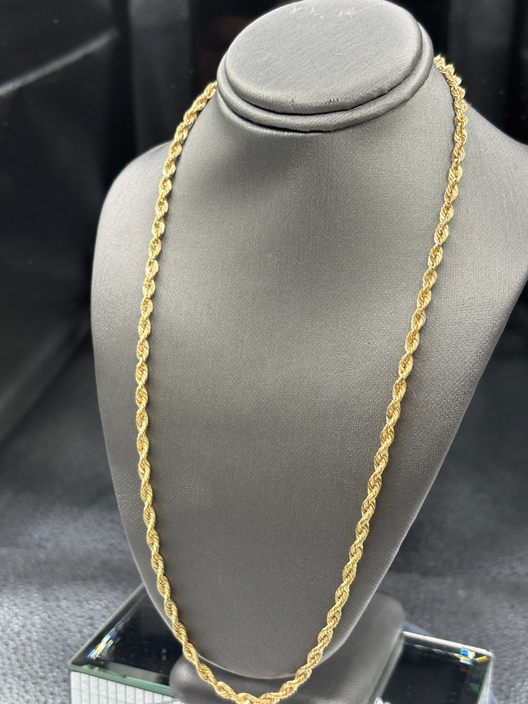 14 Karat Yellow Gold Ladies / Gents Rope Chain