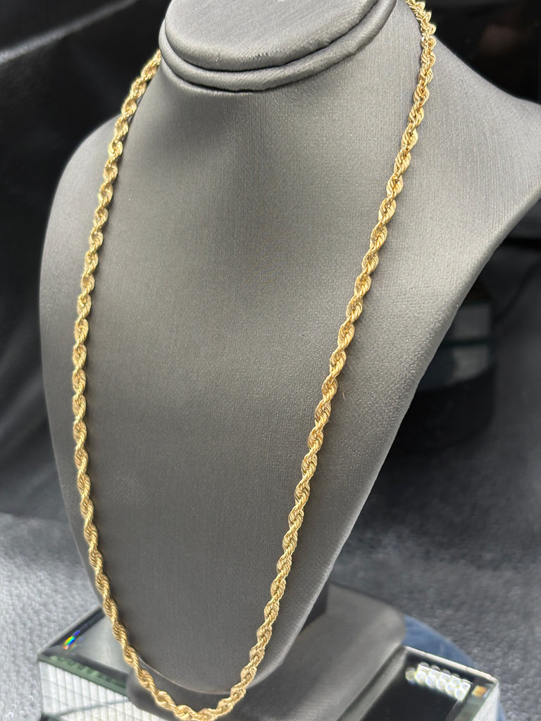 14 Karat Yellow Gold Ladies / Gents Rope Chain