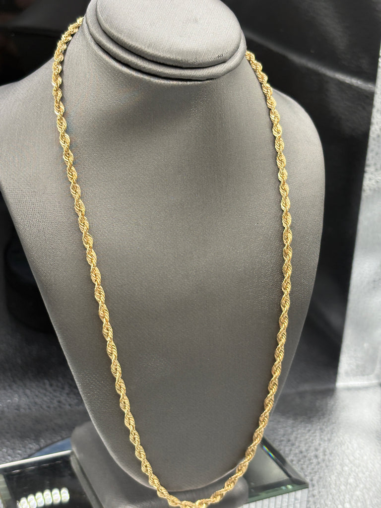 14 Karat Yellow Gold Ladies / Gents Rope Chain