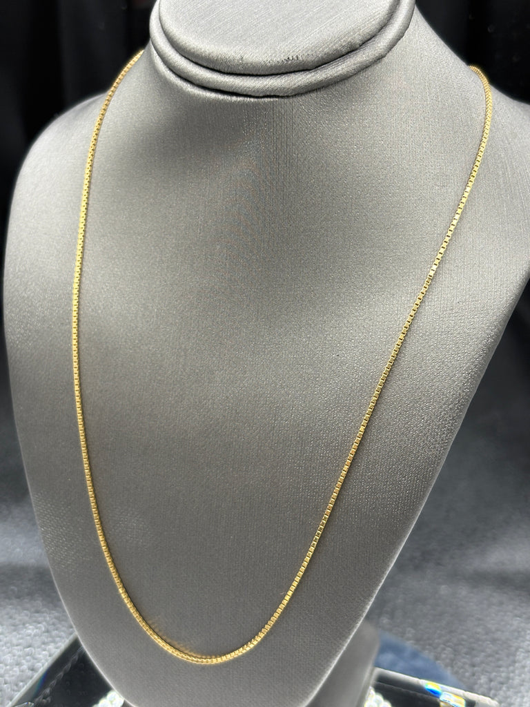 14 Karat Yellow Gold Gents/Ladies Mirrored Box Link Chain