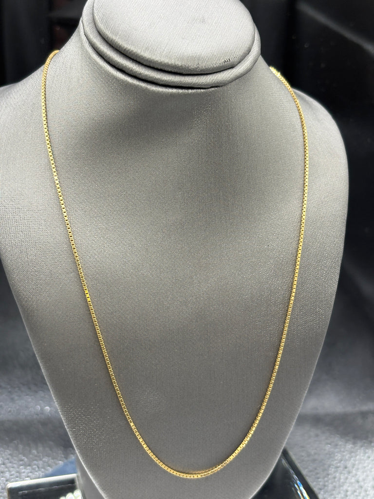 14 Karat Yellow Gold Gents/Ladies Mirrored Box Link Chain