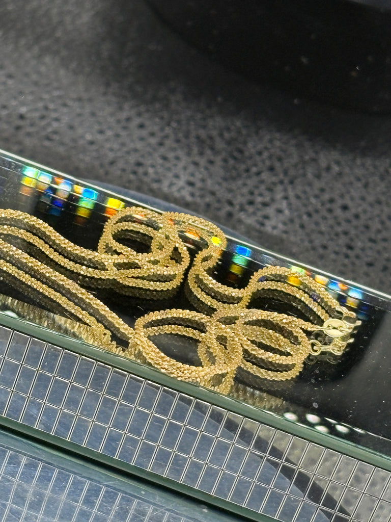 14 Karat Yellow Gold Ladies Sparkling Popcorn Chain