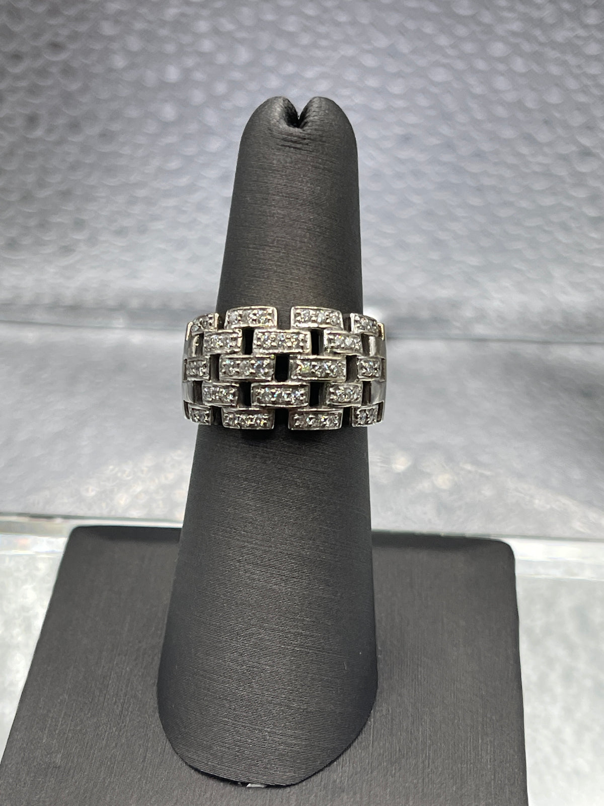 Ladies 14 Karat Solid White Gold Diamond Ring