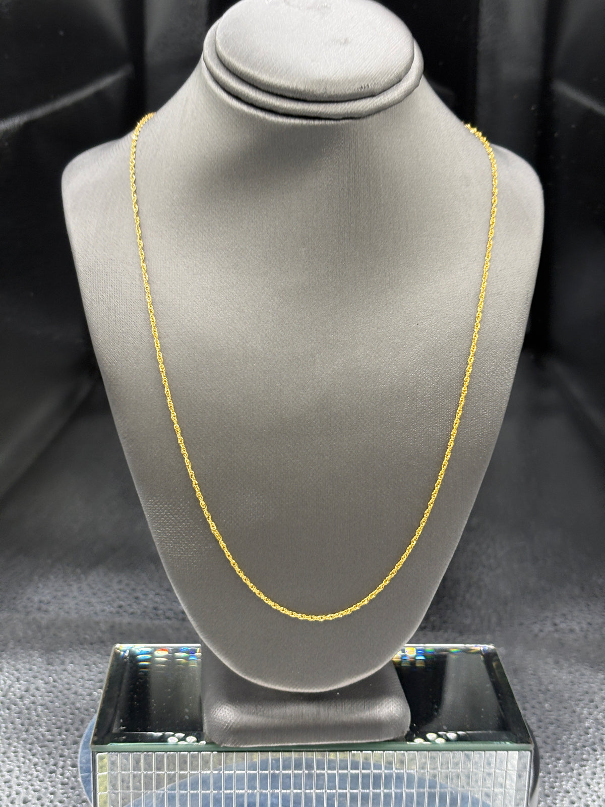 14 Karat Yellow Gold Ladies Twisted Sparkle Rope Chain