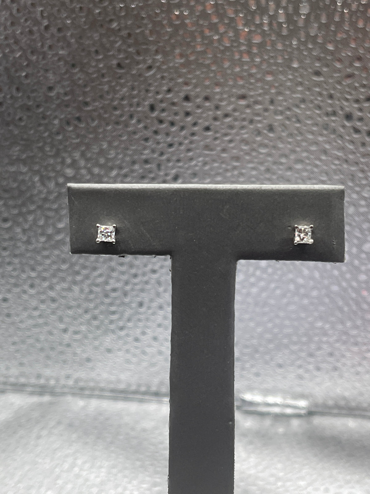 Ladies 14 Karat Solid White Gold Diamond Stud Earrings
