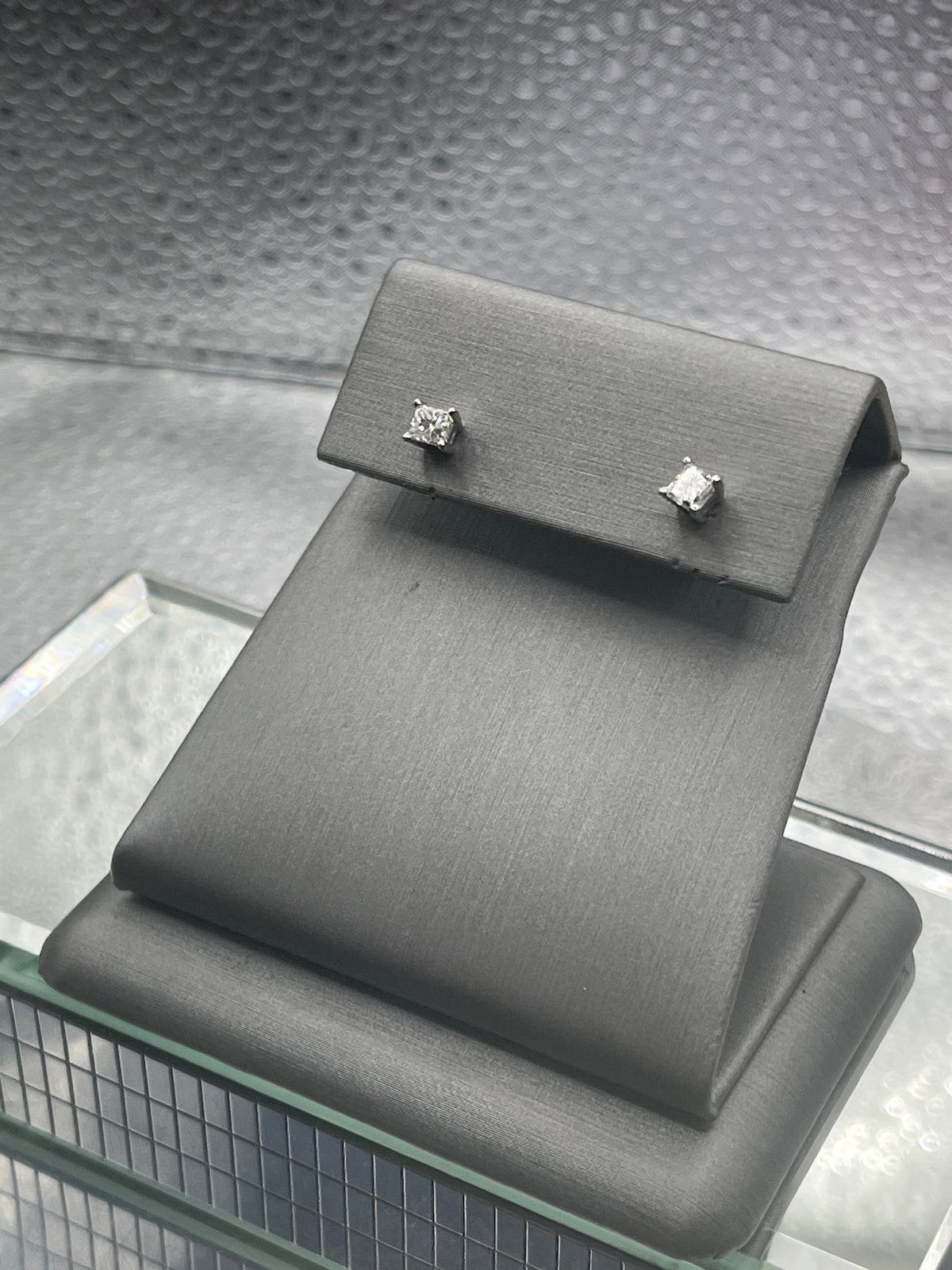 Ladies 14 Karat Solid White Gold Diamond Stud Earrings