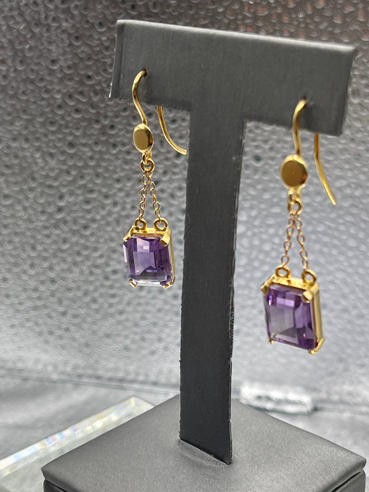 Ladies Fabulous 22 Karat Solid Yellow Gold Amethyst Earrings