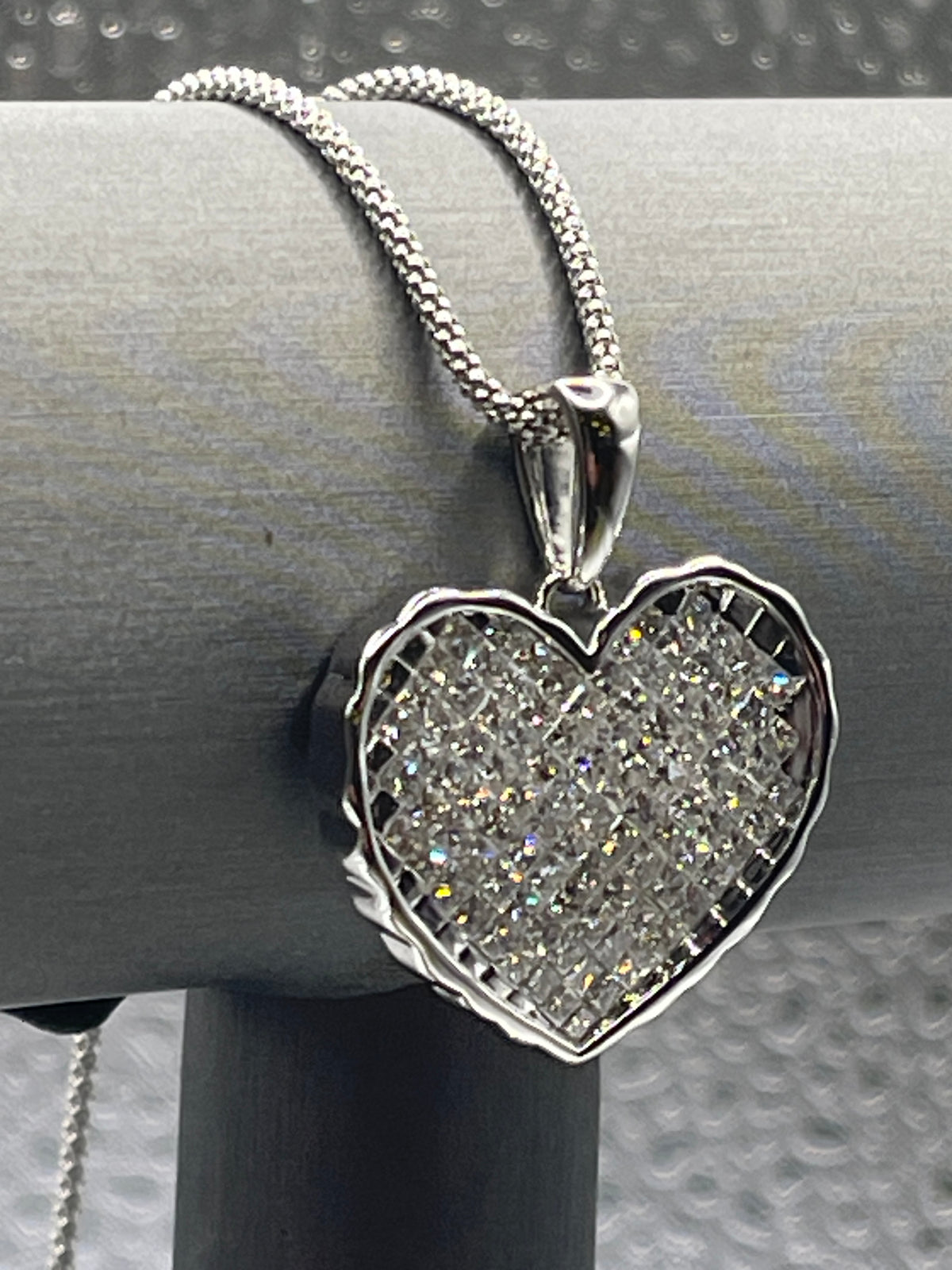 Ladies 14 karat White Gold Princess Cut Diamond Heart Pendant