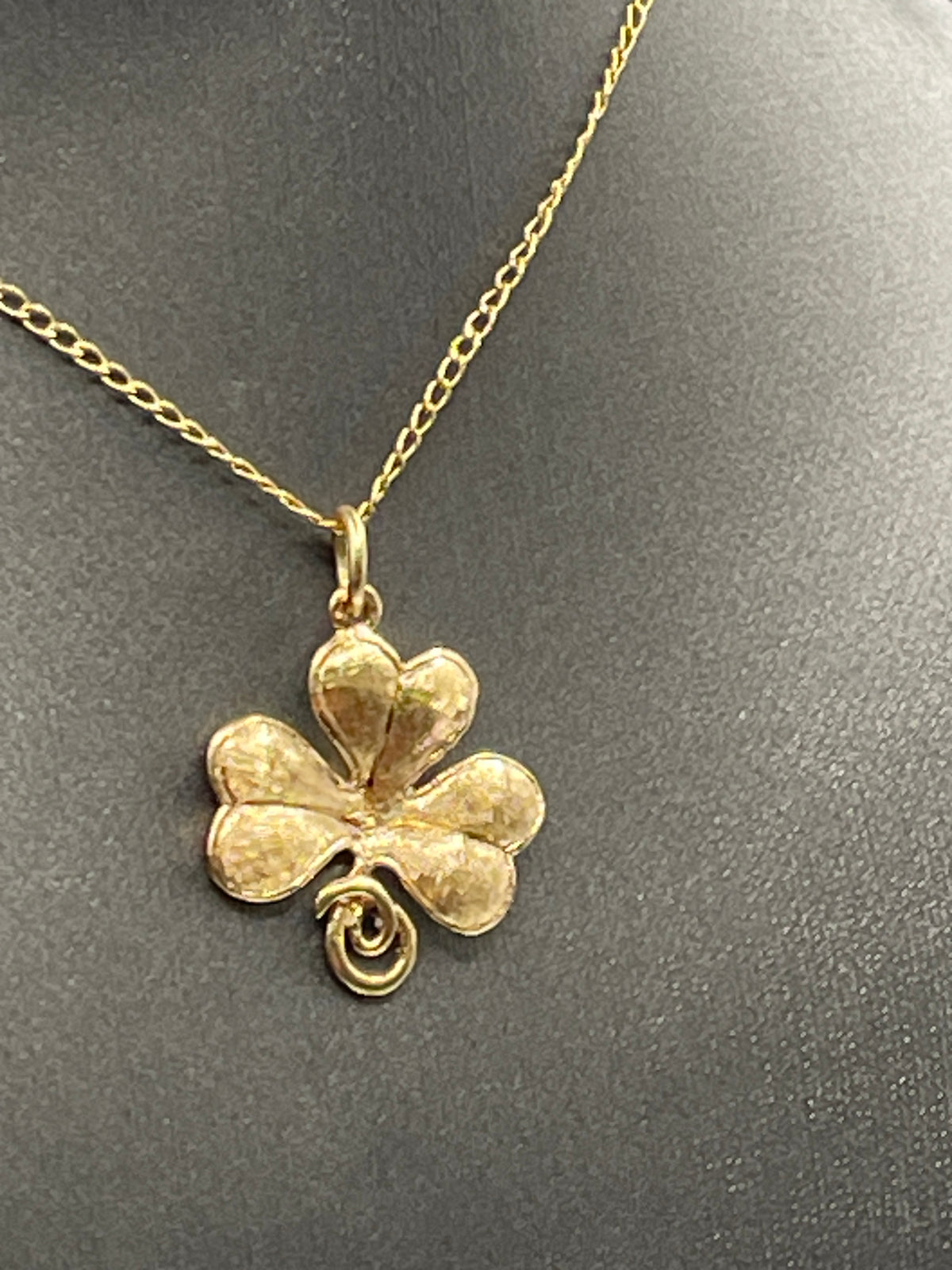 View two of Ladies 14 Karat Solid Yellow Gold Clover Pendant