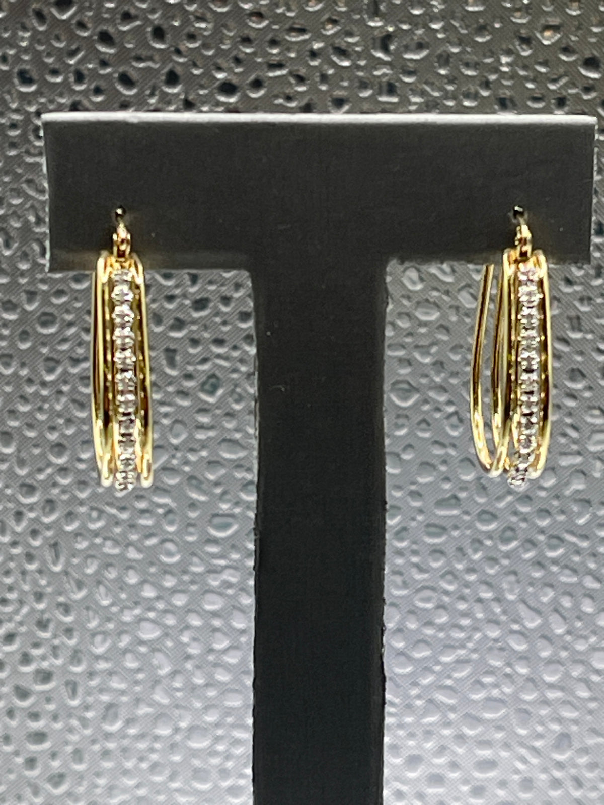 Ladies 14 Karat Solid Yellow Gold Diamond Earrings